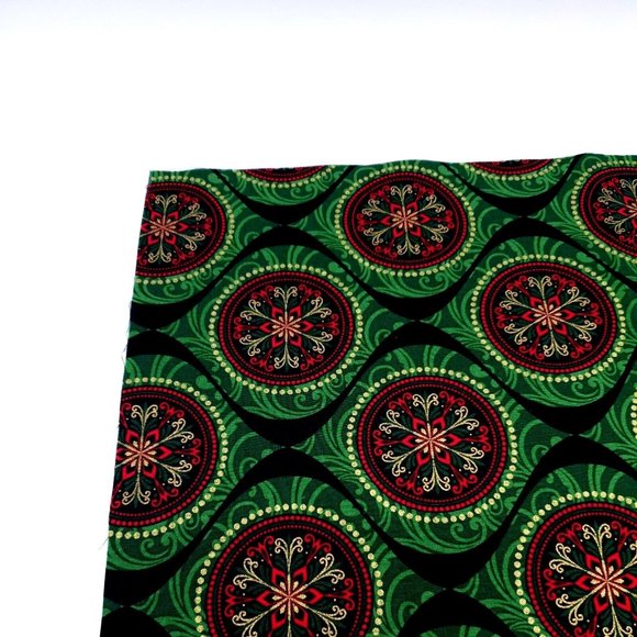 Joyful Christmas Kanvas Fat Quarter Fabric Square 100% Cotton 18" x 21" Minimum - Picture 4 of 6